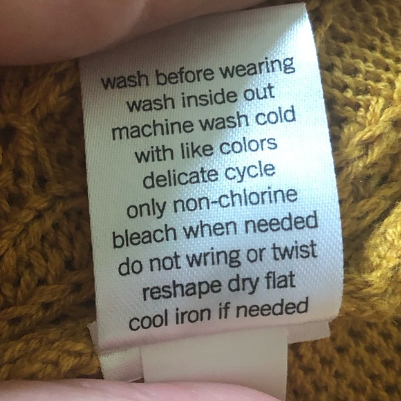 ๐ผ Butterscotch Cable Knit Sweater ๐ผ - Picture 13 of 13